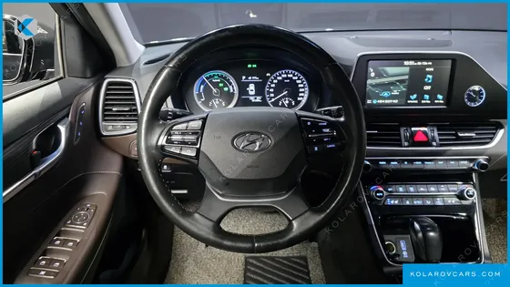 HYUNDAI GRANDEUR EXCLUSIVE