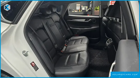 HYUNDAI GRANDEUR PREMIUM