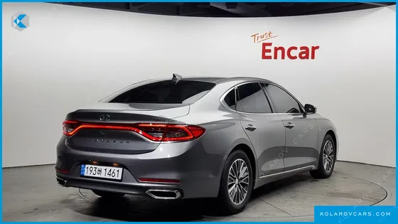 HYUNDAI GRANDEUR PREMIUM