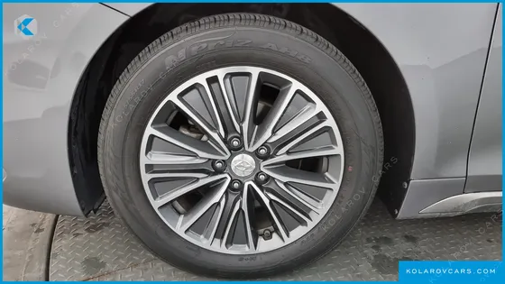 HYUNDAI GRANDEUR PREMIUM
