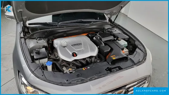 HYUNDAI GRANDEUR PREMIUM