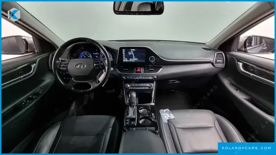 HYUNDAI GRANDEUR PREMIUM