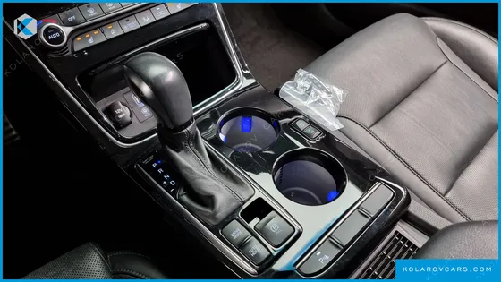 HYUNDAI GRANDEUR PREMIUM