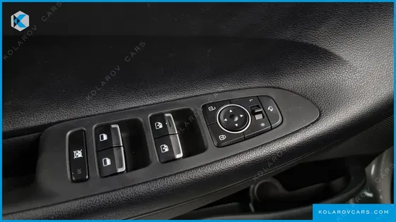 HYUNDAI GRANDEUR PREMIUM