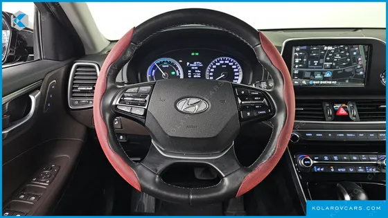 HYUNDAI GRANDEUR EXCLUSIVE