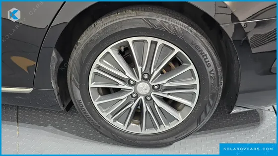 HYUNDAI GRANDEUR EXCLUSIVE