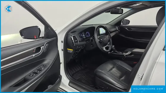 HYUNDAI GRANDEUR EXCLUSIVE