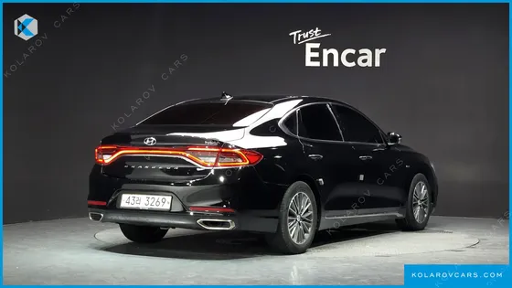 HYUNDAI GRANDEUR PREMIUM