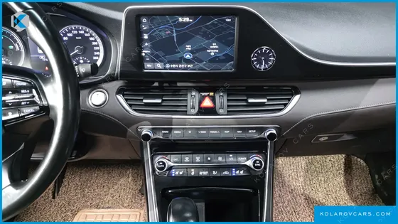 HYUNDAI GRANDEUR PREMIUM