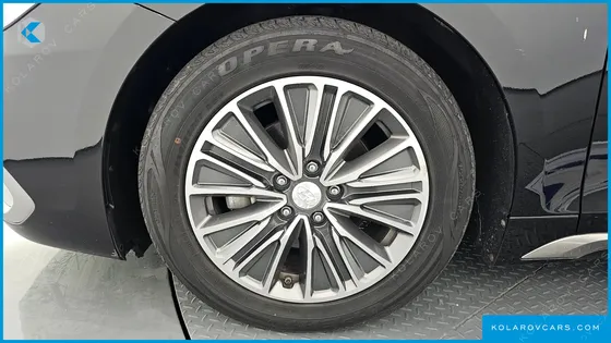 HYUNDAI GRANDEUR EXCLUSIVE