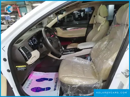 HYUNDAI GRANDEUR PREMIUM