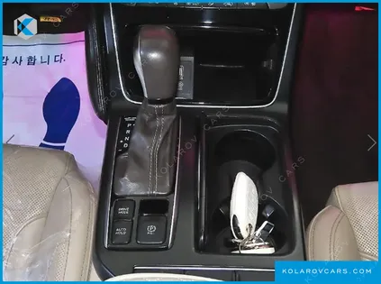 HYUNDAI GRANDEUR PREMIUM