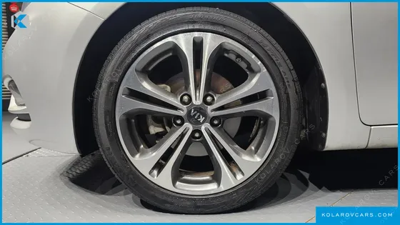 KIA K3 TRENDY