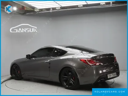 HYUNDAI GENESIS 200 TURBO S