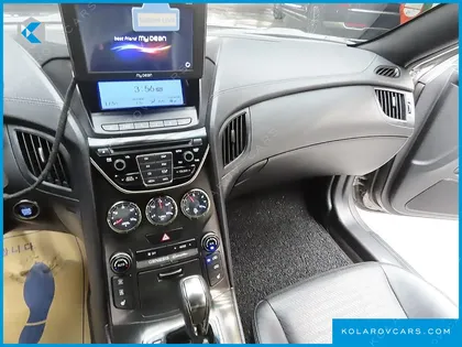 HYUNDAI GENESIS 200 TURBO S