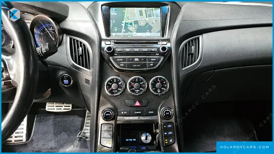 HYUNDAI GENESIS 200 TURBO S