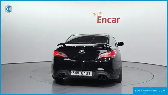 HYUNDAI GENESIS 200 TURBO S