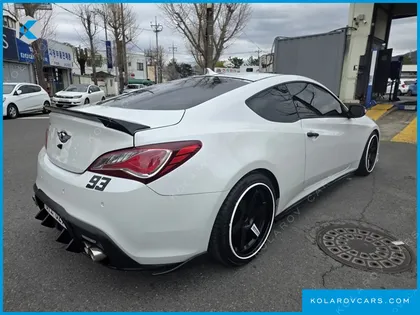 HYUNDAI GENESIS 200 TURBO S