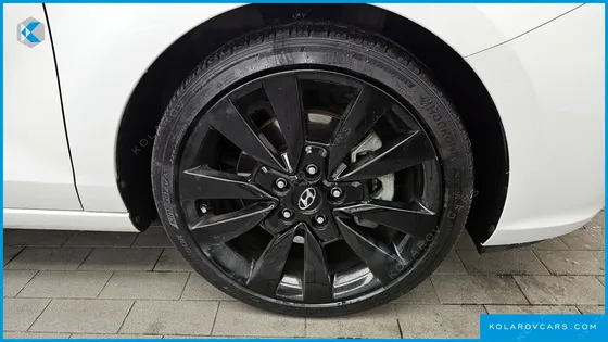 HYUNDAI I30 1.6 TURBO