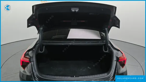 KIA K8 2.5 GASOLINE 2WD