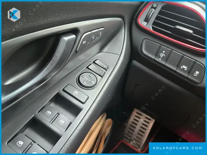 HYUNDAI I30 1.6 TURBO