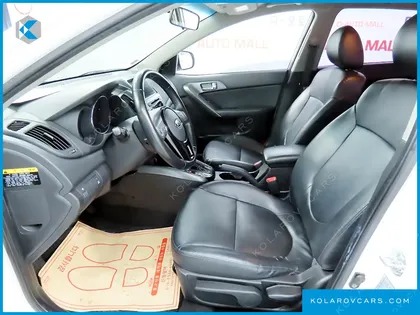 KIA FORTE 1.6 GDI LUXURY