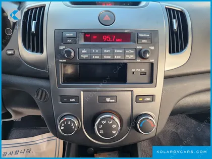 KIA FORTE 1.6 GDI DELUXE