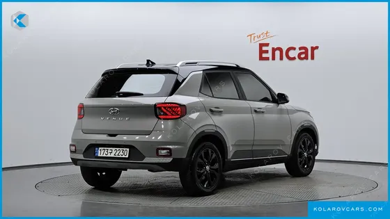 HYUNDAI VENUE 1.6 MODERN
