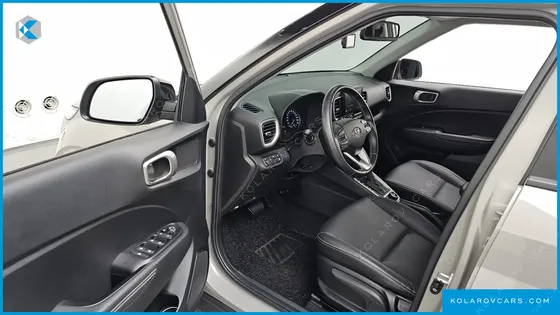 HYUNDAI VENUE 1.6 MODERN