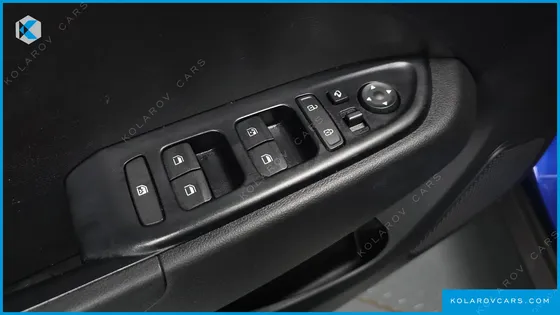 HYUNDAI VENUE 1.6 MODERN