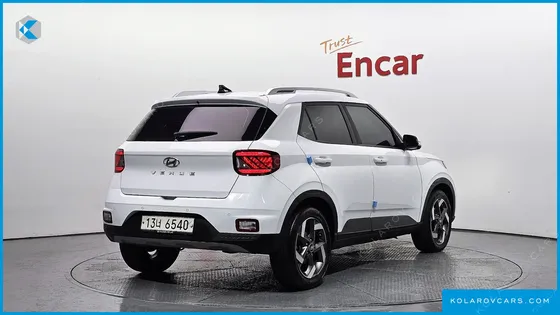 HYUNDAI VENUE 1.6 MODERN