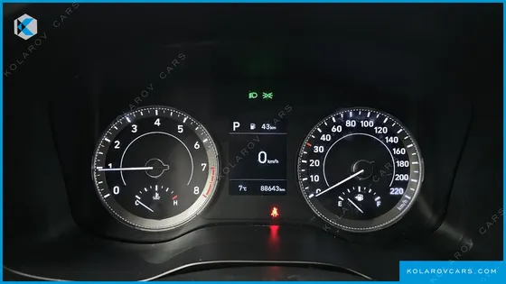 HYUNDAI VENUE 1.6 MODERN