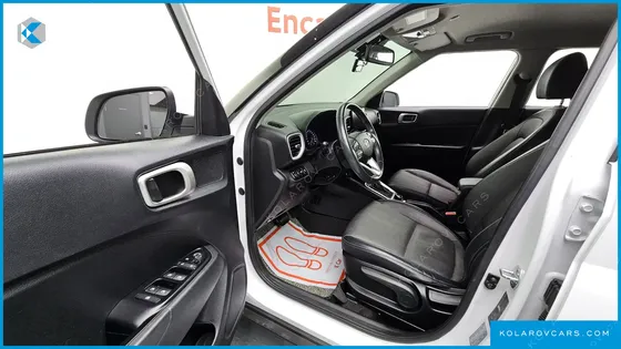 HYUNDAI VENUE 1.6 MODERN