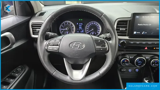 HYUNDAI VENUE 1.6 MODERN