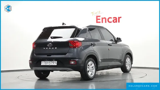 HYUNDAI VENUE 1.6 MODERN
