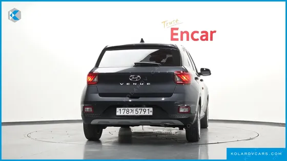HYUNDAI VENUE 1.6 MODERN