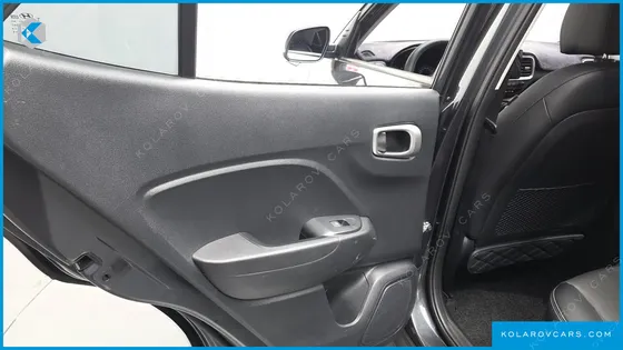 HYUNDAI VENUE 1.6 MODERN