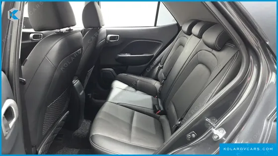 HYUNDAI VENUE 1.6 MODERN