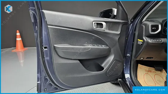 HYUNDAI VENUE 1.6 MODERN