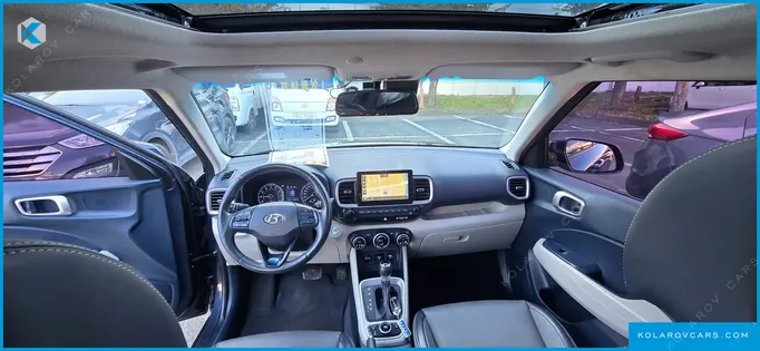 HYUNDAI VENUE 1.6 MODERN