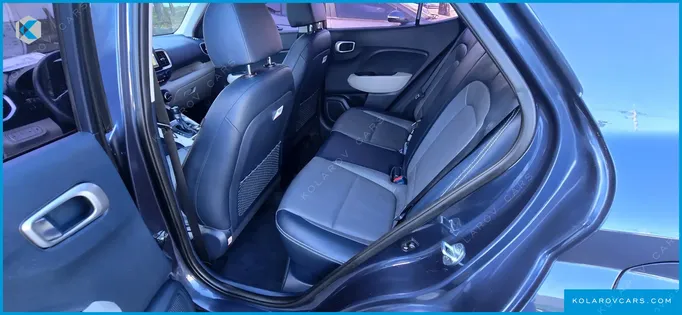 HYUNDAI VENUE 1.6 MODERN