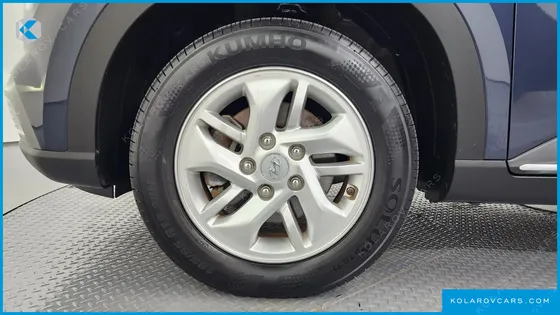 HYUNDAI VENUE 1.6 MODERN