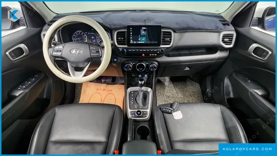 HYUNDAI VENUE 1.6 MODERN