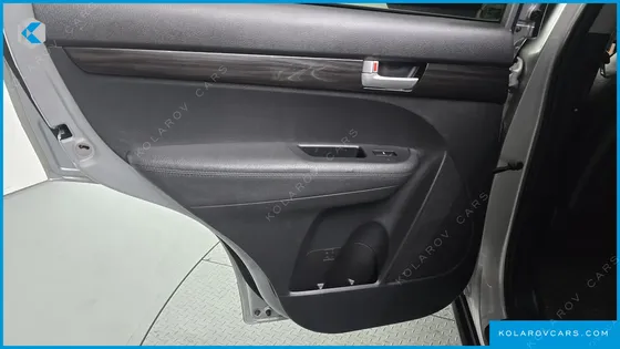 KIA SORENTO DIESEL 2.0 2WD TLX