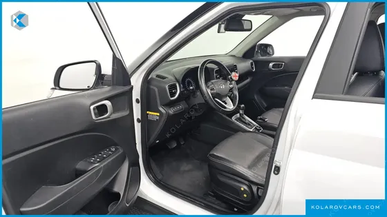 HYUNDAI VENUE 1.6 MODERN