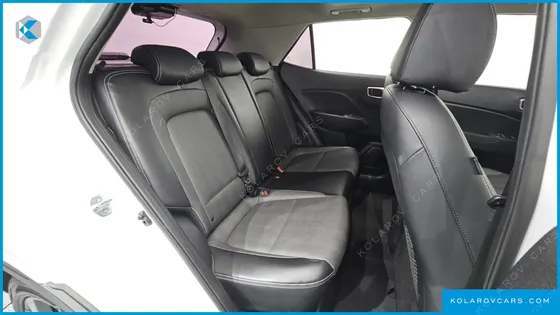 HYUNDAI VENUE 1.6 MODERN