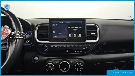 HYUNDAI VENUE 1.6 MODERN