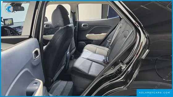 HYUNDAI VENUE 1.6 MODERN