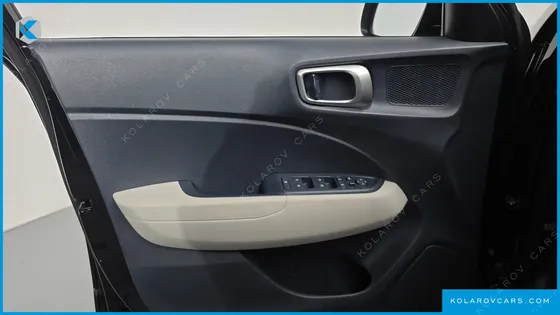 HYUNDAI VENUE 1.6 MODERN