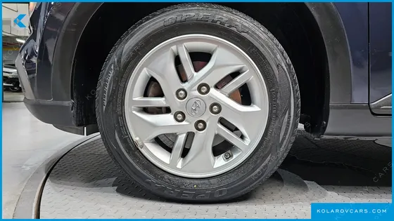 HYUNDAI VENUE 1.6 MODERN